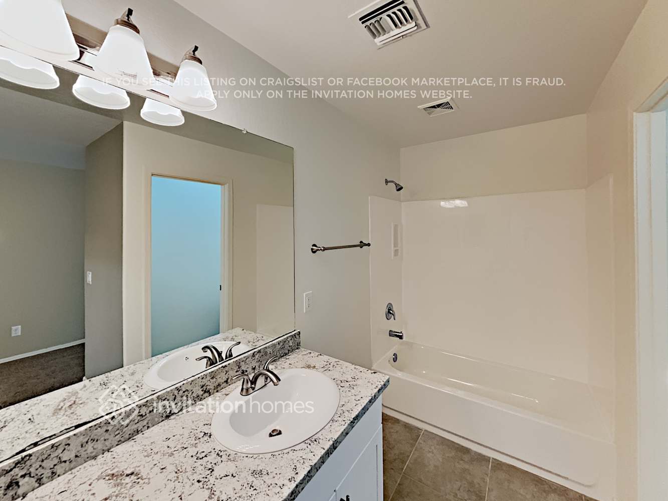 Building Photo - 10054 E Impala Ave