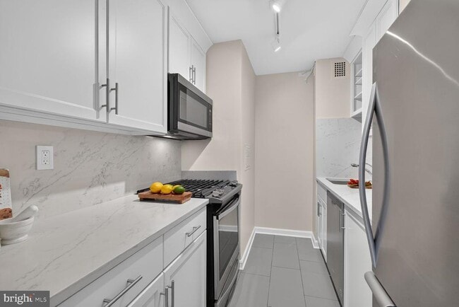 Building Photo - 1545 18th St NW