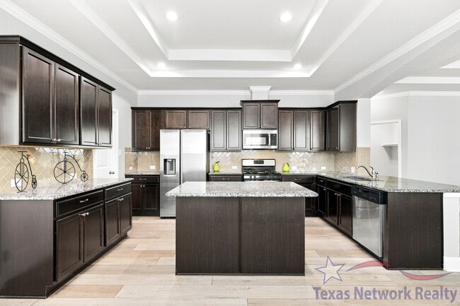 Building Photo - 5730 Mckinney Falls