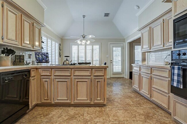 Building Photo - 16302 Glacier Brook Ct