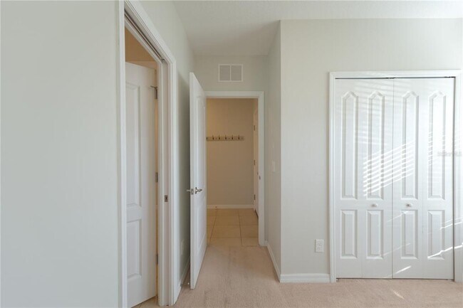 Building Photo - 600 Northern Way