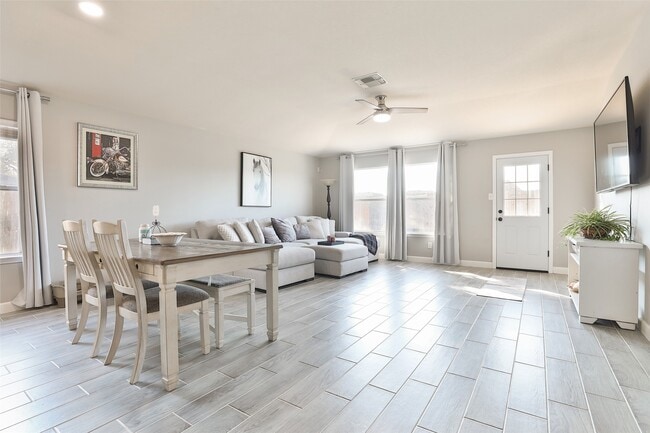 Building Photo - 3506 Jct Bend Ln