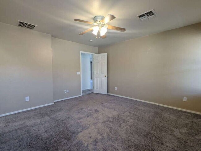 Building Photo - Newly Remodeled Rancho Sahuarita Rental!