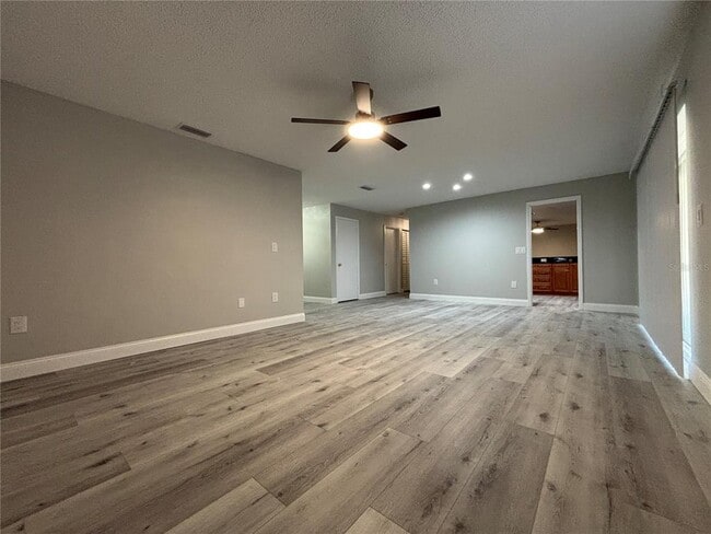 Building Photo - 2717 Warwick Terrace