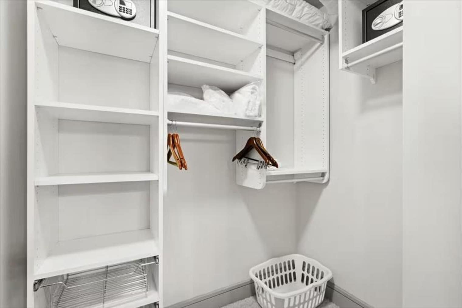 Building Photo - 100 Pier 4 Blvd.