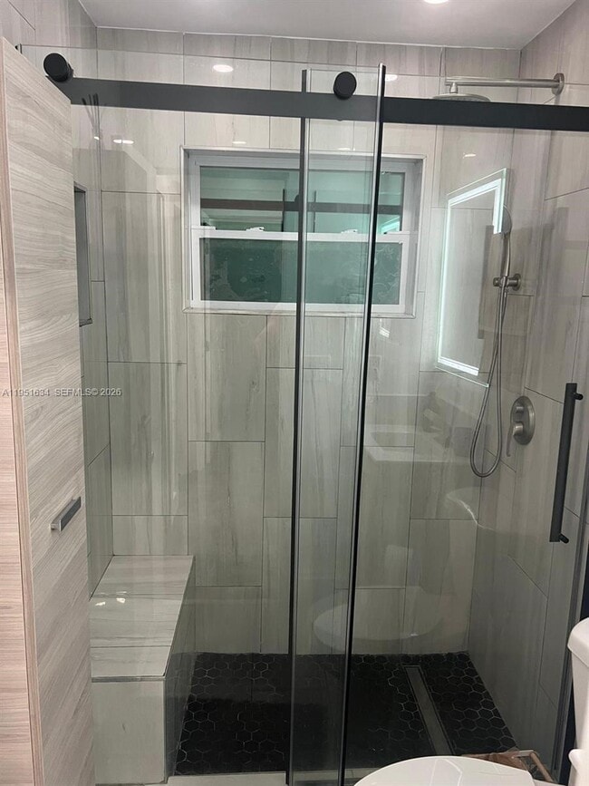 Building Photo - 5620 SW 38th St