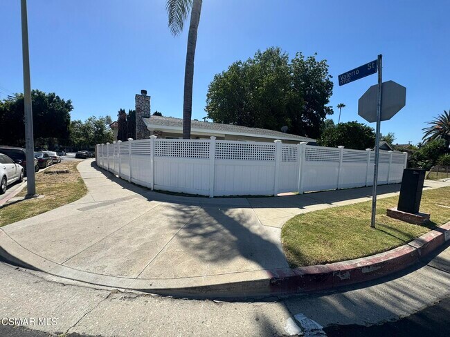 Building Photo - 7358 Jumilla Ave