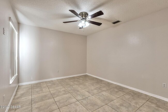 Building Photo - 906 Smokerise Blvd