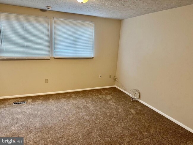 Building Photo - 3723 Castle Terrace