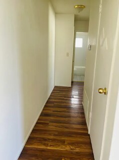 Building Photo - 4432 La Cresta Way