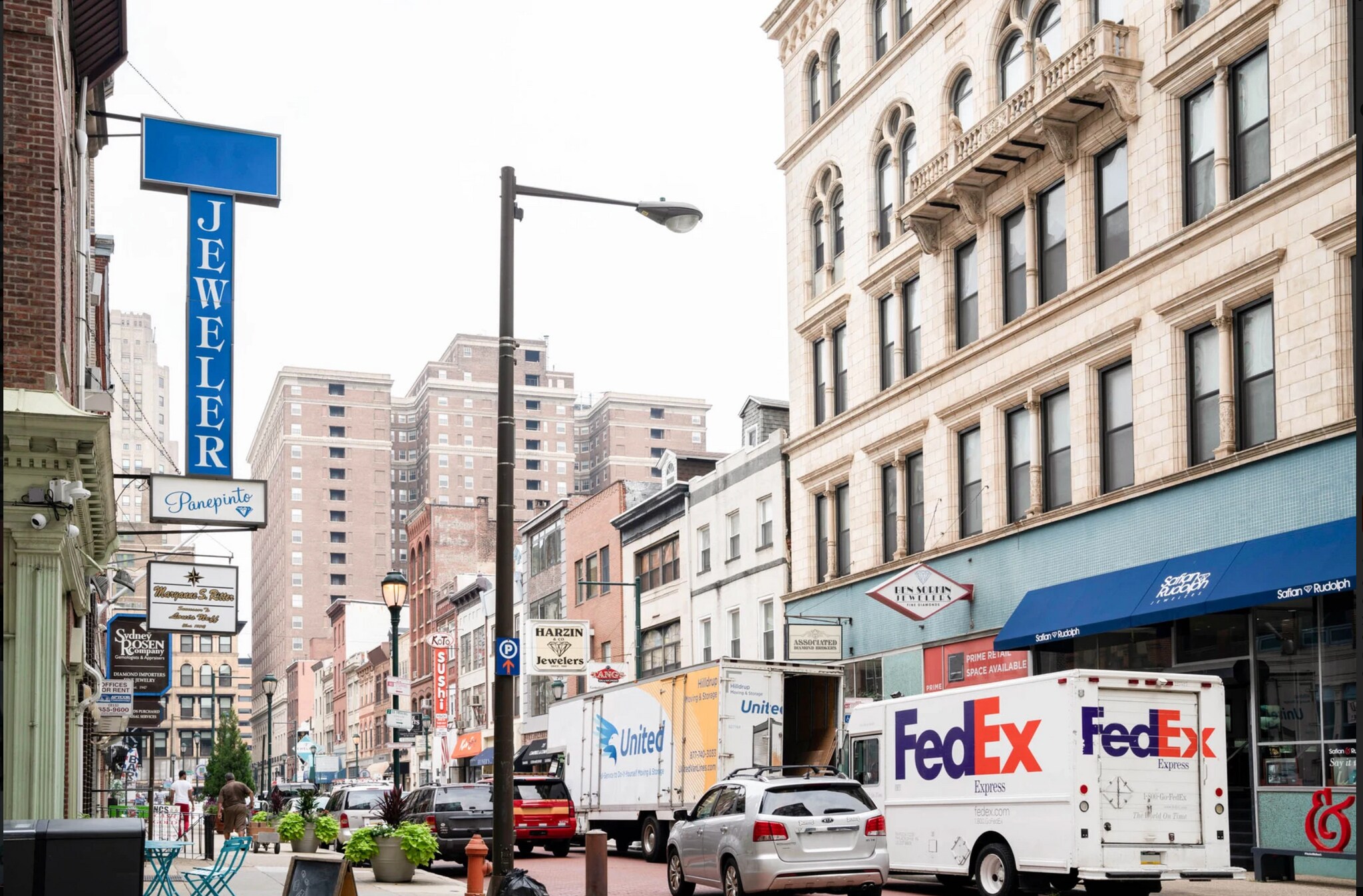 Building Photo - 701 Chestnut St