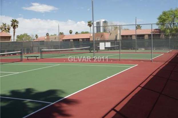 Building Photo - 5081 River Glen Dr