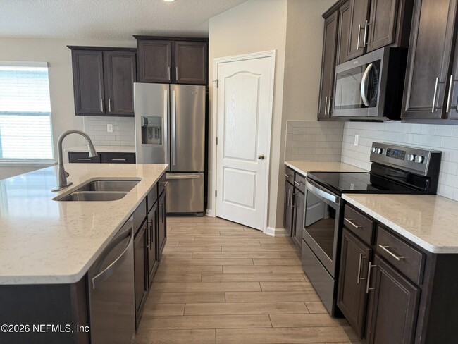 Building Photo - 7713 Island Fox Rd