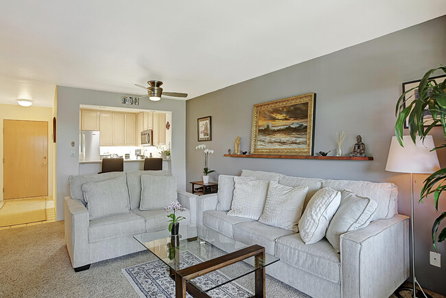 Building Photo - 146 Por La Mar Cir