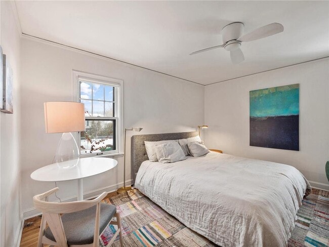 Building Photo - 4325 Chowen Ave S