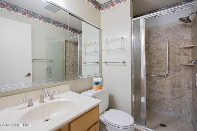 Building Photo - 24 Danbury Ct