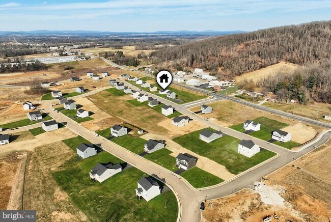 Building Photo - 77 Summerfield Dr