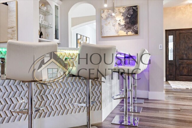 Building Photo - Breathtaking Luxury Custom Rental in Guard Gated Serrano Golf Community!!