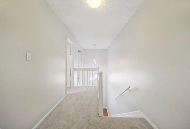 Building Photo - Timberlake