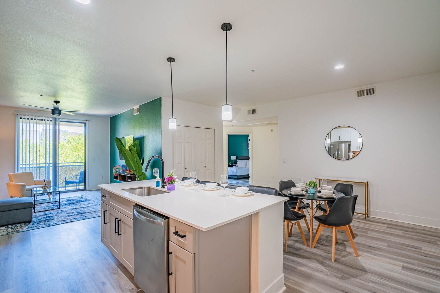 Building Photo - 6610 N 93rd Ave