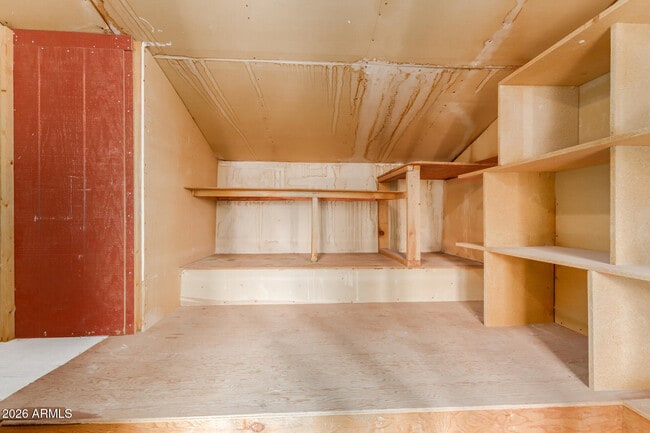 Building Photo - 1125 E 11th St