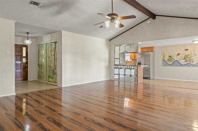 Building Photo - 3718 W Rochelle Rd