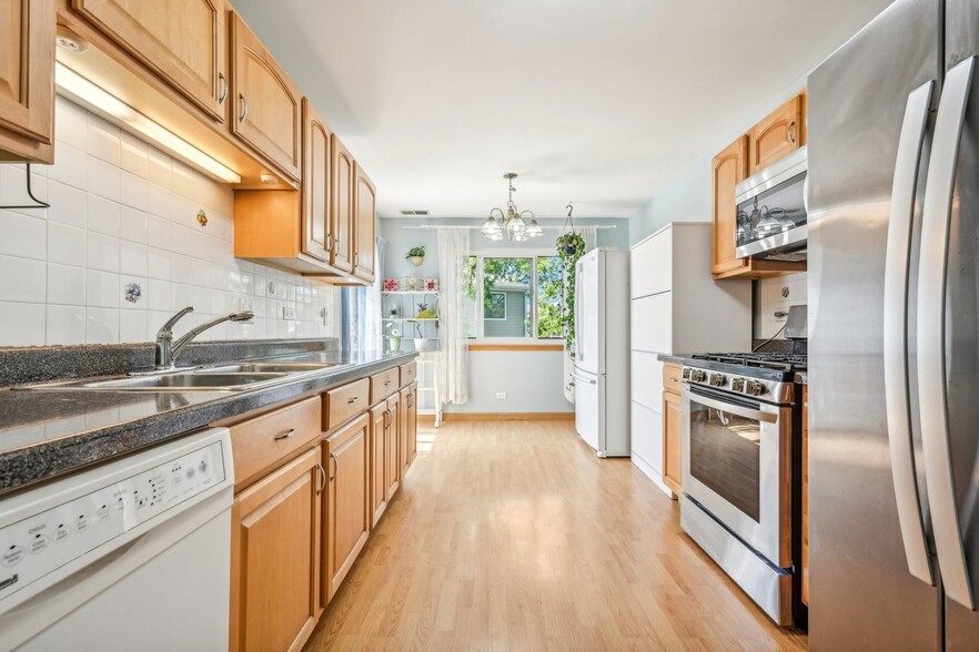 Building Photo - 1548 7 Pines Rd