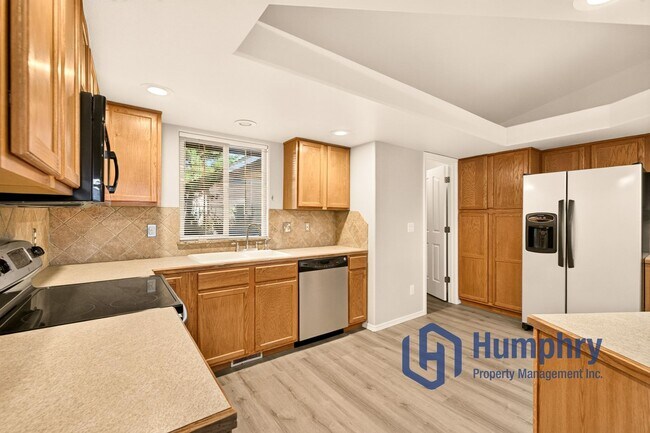 Building Photo - 8933 W Mediterranean Ct