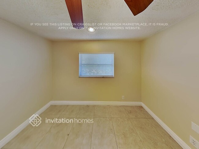 Building Photo - 10349 Sleepy Brook Way
