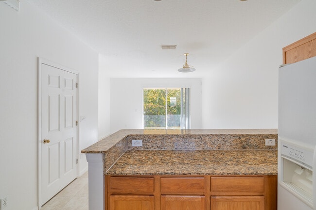 Building Photo - 2006 Fiesta Ridge Ct