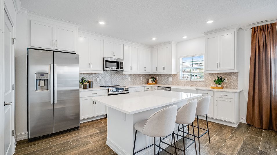 Building Photo - 4510 S Manhattan Ave