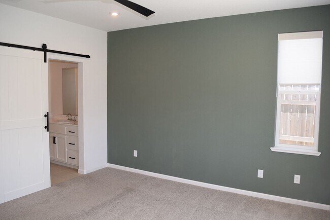 Building Photo - 2703 Coronado Ln