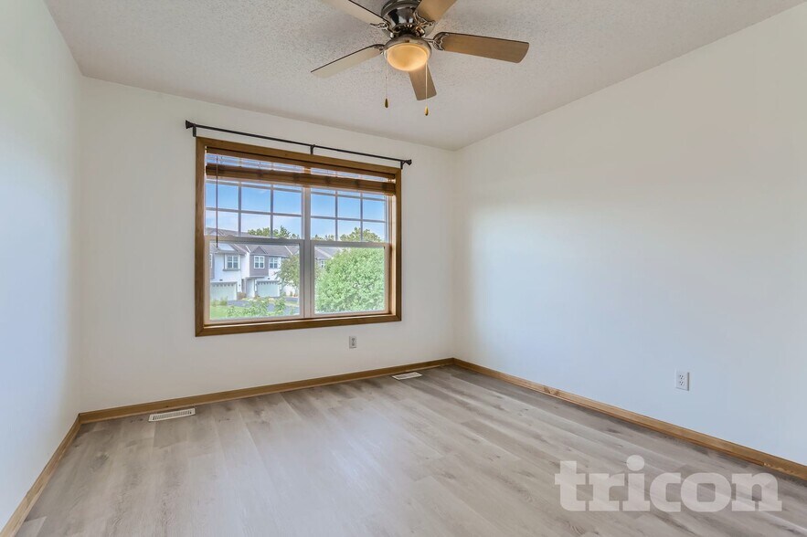Building Photo - 15311 Louisiana Ave