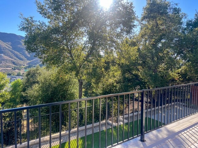 Building Photo - 5458 Softwind Wy