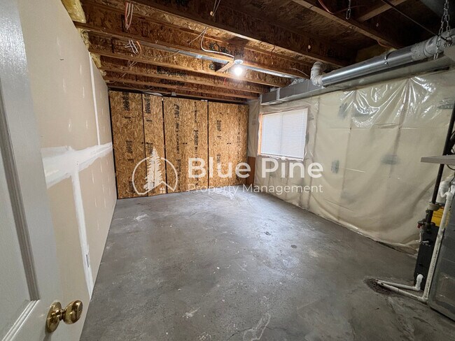 Building Photo - 3709 E 20th N