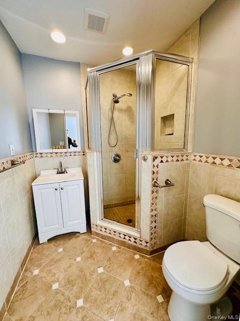 Building Photo - 58 Leonard St