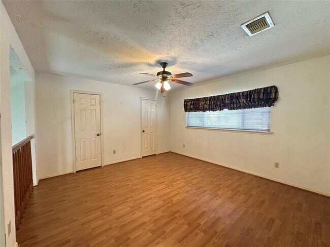 Building Photo - 3306 Kempwood Dr
