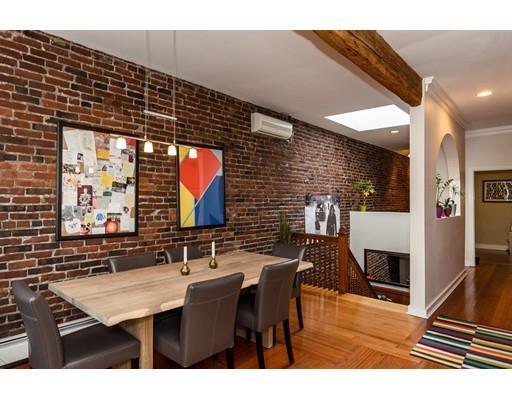 Building Photo - 15 Blackwood St