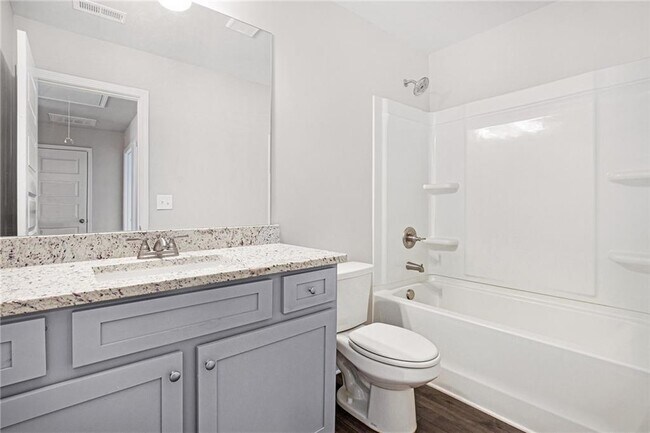 Building Photo - 1157 Burgundy Dr