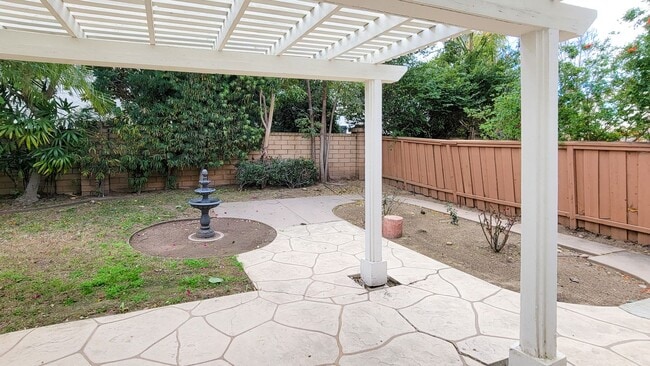 Building Photo - 12138 Wooded Vista Ln