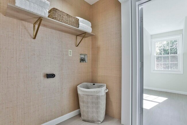 Building Photo - 6 Veterans Rd