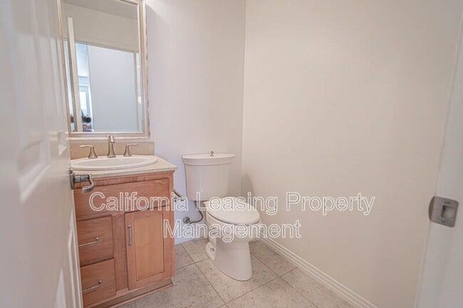 Building Photo - 23939 Brescia Dr