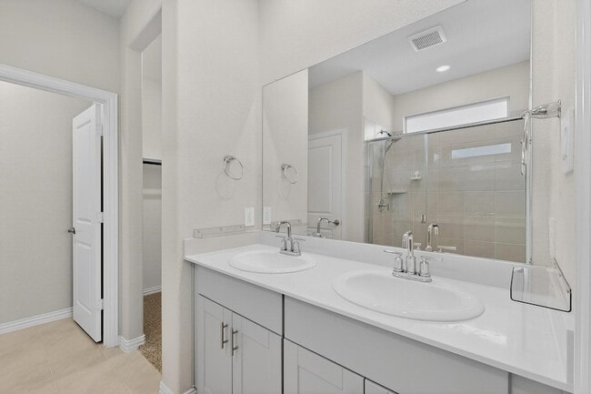 Building Photo - 2927 Brittlebush Dr