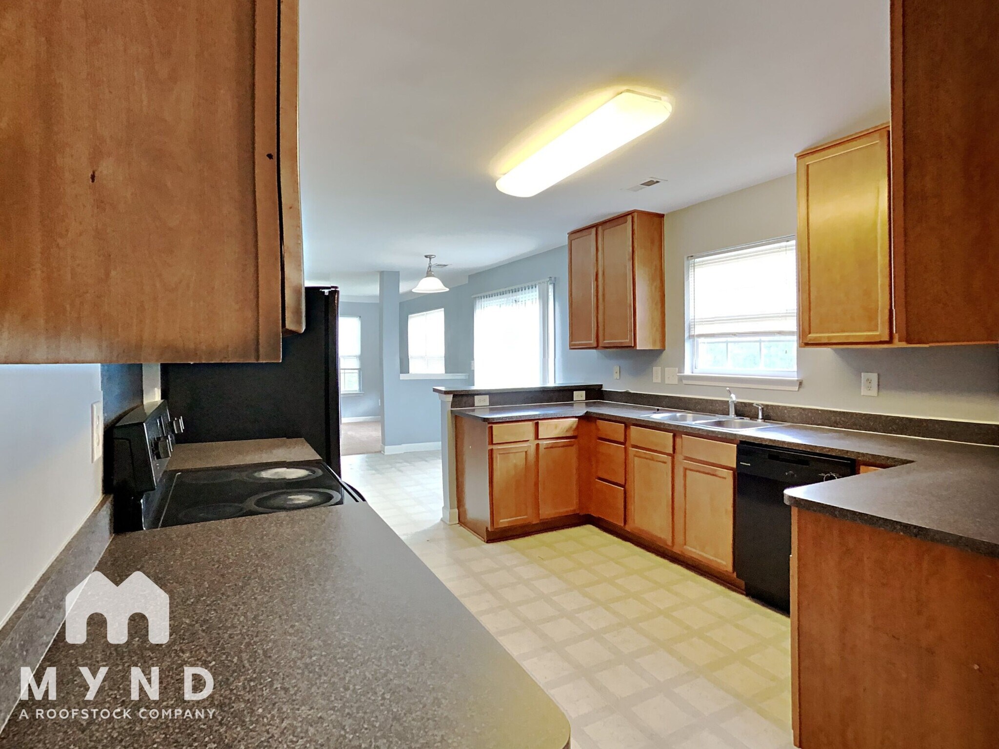 Building Photo - 14008 Mallard Lake Rd