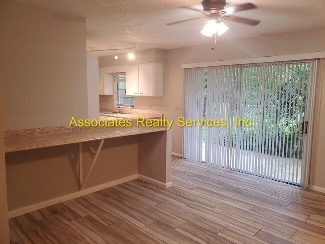 Building Photo - Three bedroom, two bath - 1720 Sq. ft., Acre lot