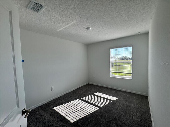 Building Photo - 11135 65th Ter E