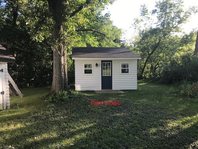 Building Photo - 23367 W Schwerman Rd