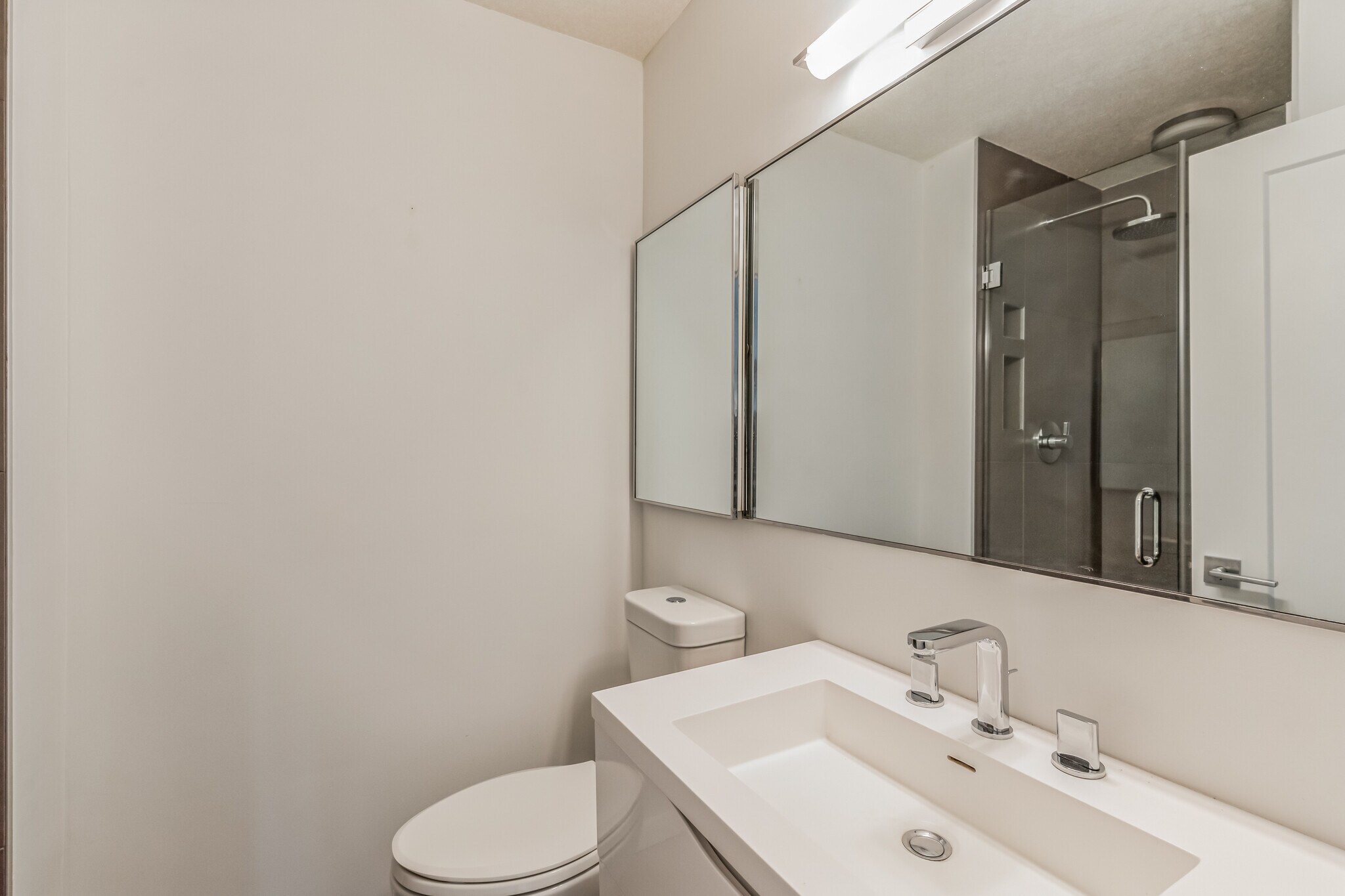 Building Photo - 4250 N Marine Dr