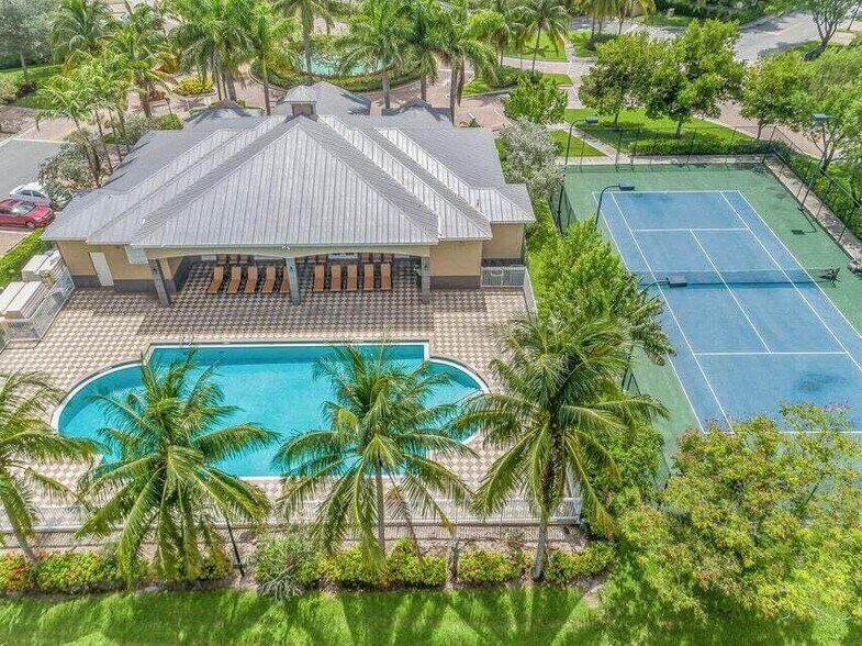 Building Photo - 1955 Marsh Harbor Dr