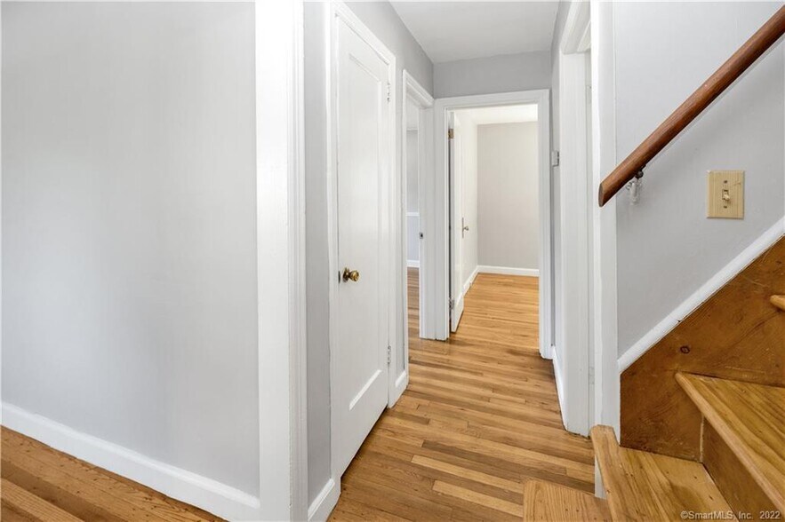 Building Photo - 234 Mansfield Ave